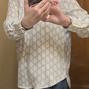 Ann Taylor White & Blue Medium Petite Blouse